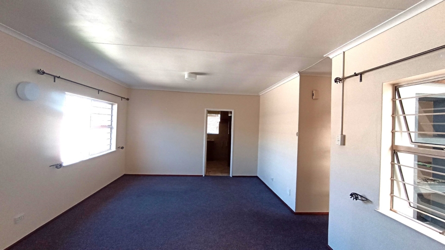 3 Bedroom Property for Sale in Vredenburg Western Cape